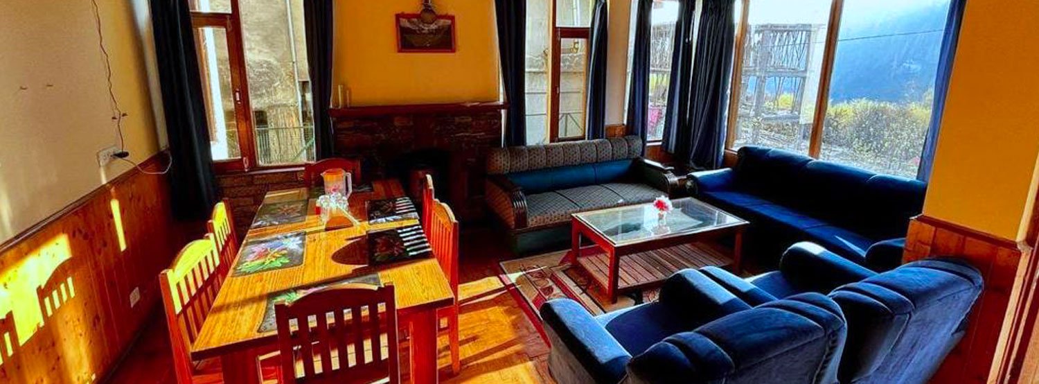 SITTING AREA